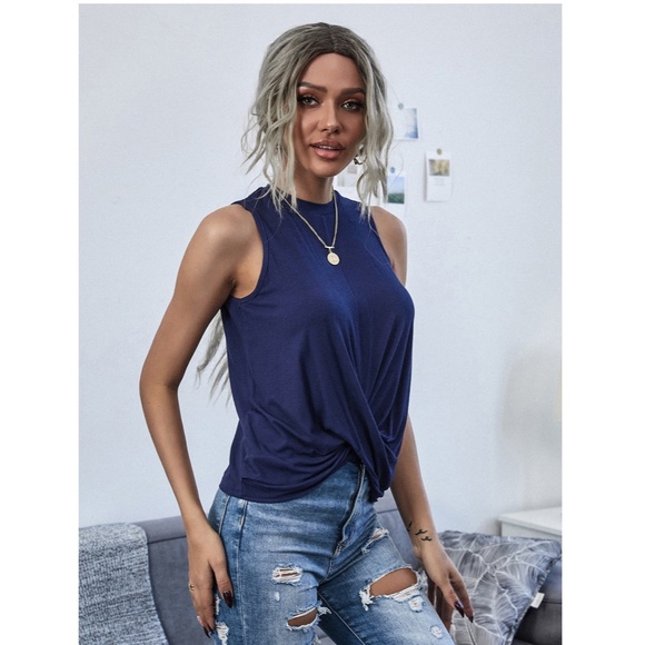 Twisted Front Rib Knit Tank Top - Picture 6 of 8